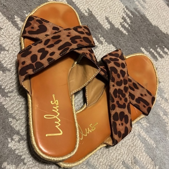 Lulu’s Koren animal print strappy slip on sandals, size 9 - Picture 4 of 6